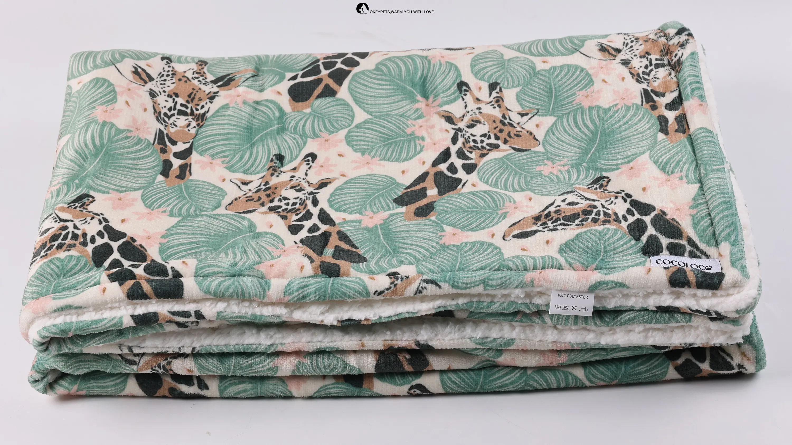 Luxurious Reversible Dog Print Blanket – Soft Sherpa & Faux Fur Throw 1