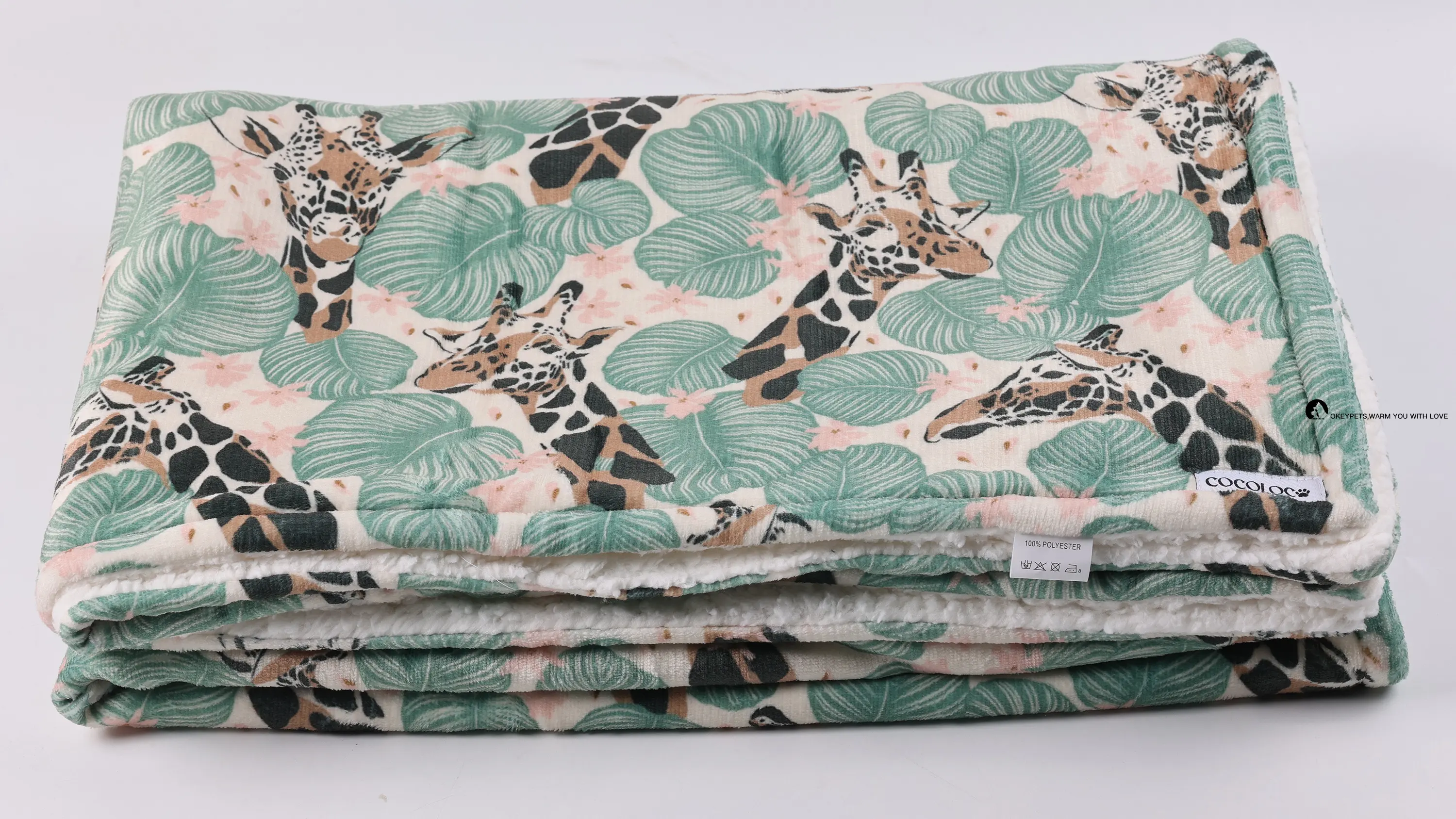 Fuzzy Sherpa Double-Layer Blanket: Luxurious Softness & Durability 1