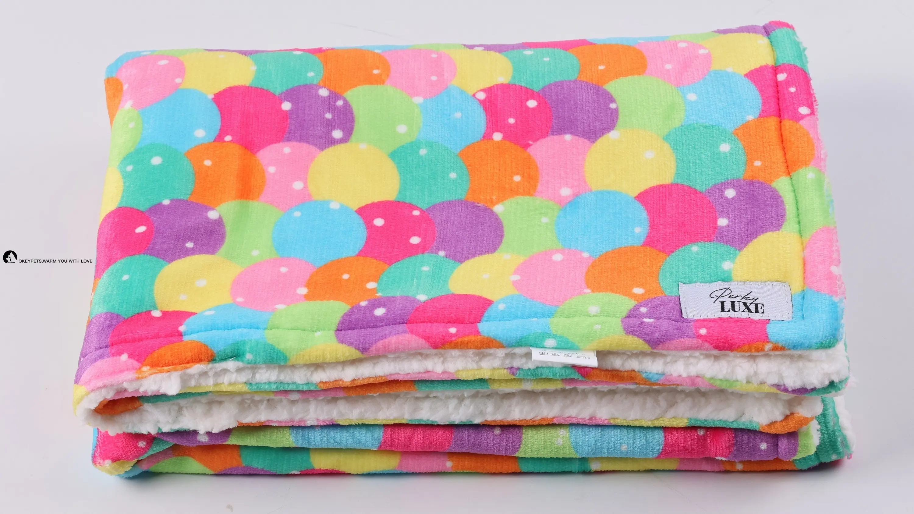 Blaincéad Madra Lomra Sherpa Sómasach, image size:3000x1687