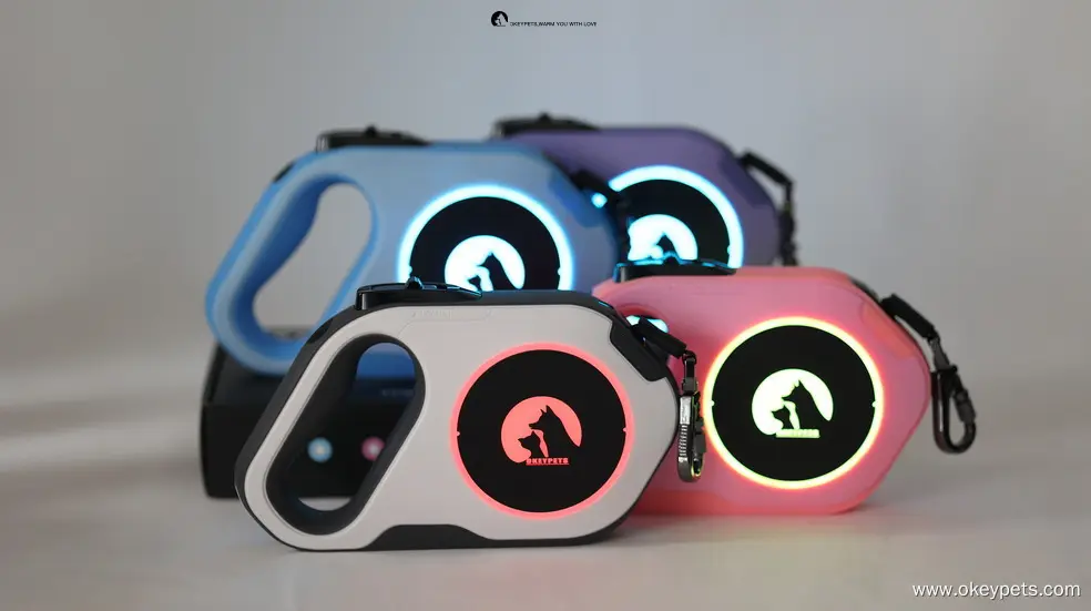 LED Retractable Dog Leash with Torch1 1