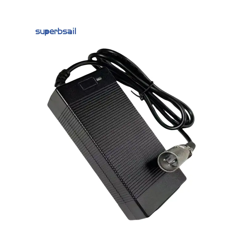 42V 2A Oplader 3-benet XLR Stik CE til Scooter Dele Adapter 42V 2A Scooter Batterioplader-C-01B1 1