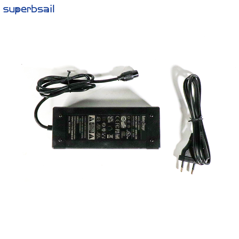 Nabíječka 54,6 V 2 A GX16 konektor pro sadu pro přestavbu elektrokola V20, nabíječka baterií pro elektrická kola V20EB-16B1 3