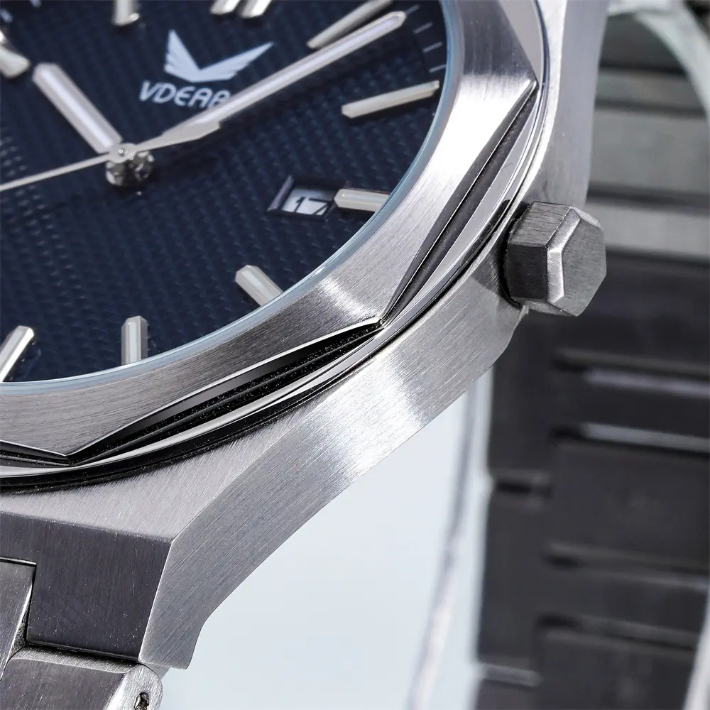 VDEAR Silicone Strap Quartz Watch - Luminous Hands, Calendar, Double Layer Bezel 3