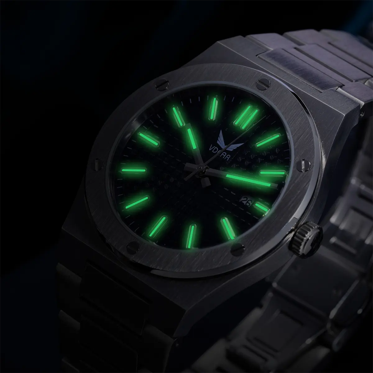 VDEAR Quartz Watch: Elegant Design, Precise Timekeeping 4