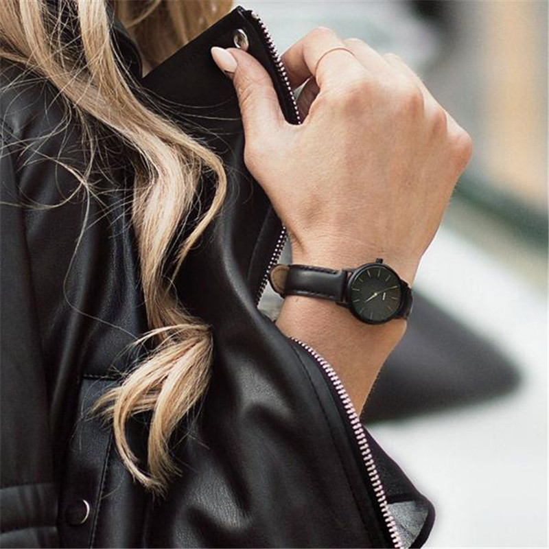 Vdear Simple Round Women Watches Leather Strap Minimalist Luxury Waterproof Quartz Wristwatches 12