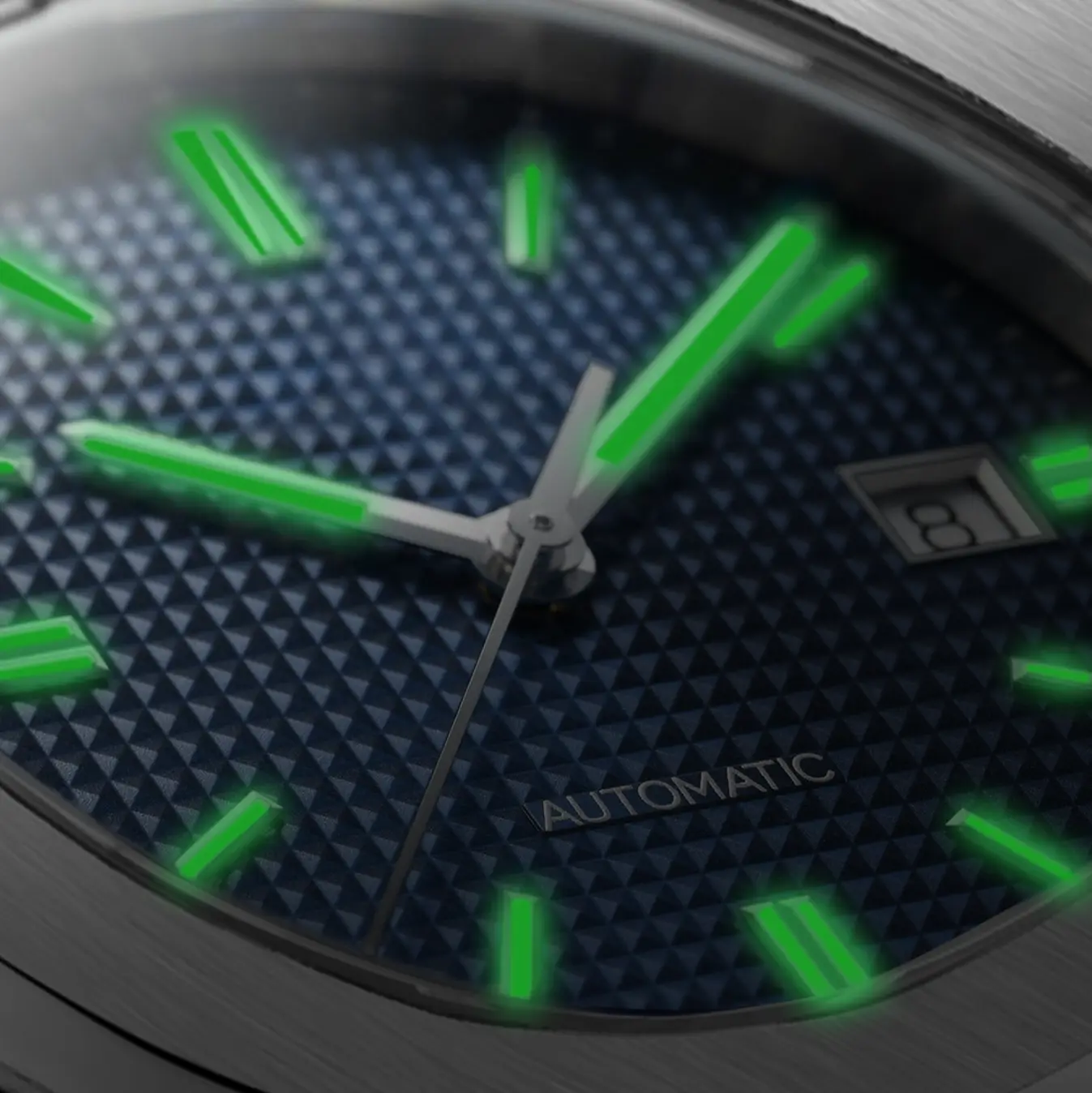 VDEAR Checkered Luminous Date Wristwatch Green Dial Leather Strap 3