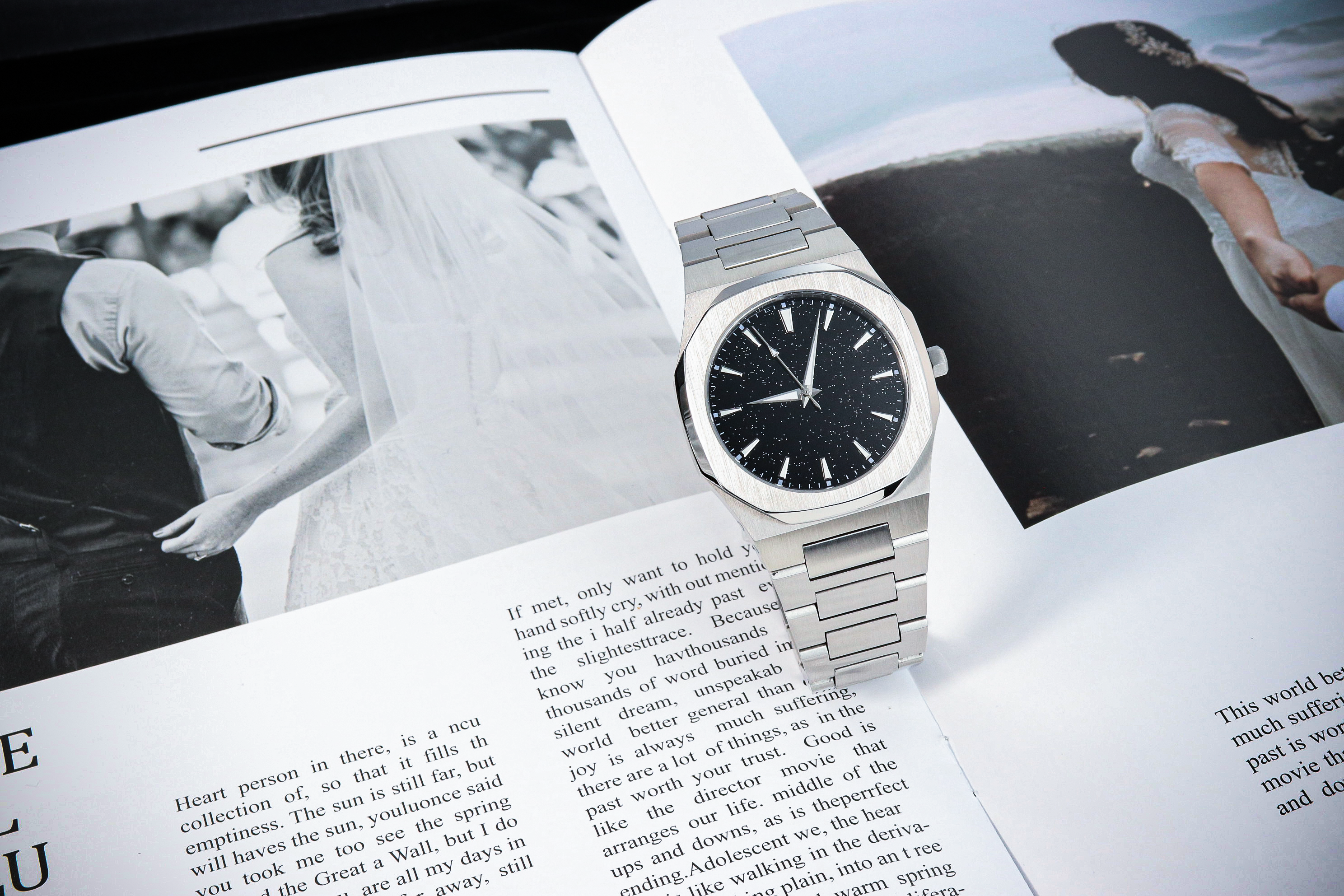 Custom Logo Luxury Quartz Watch with Steel Band 11