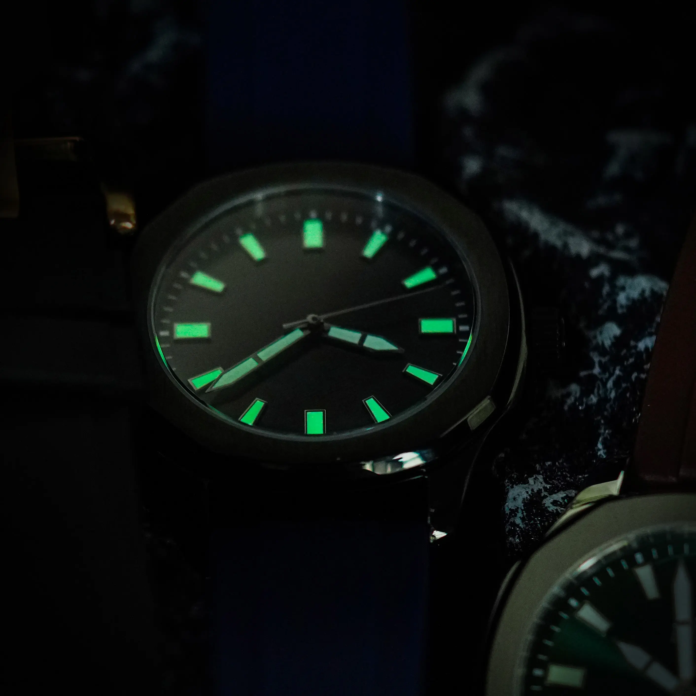 VDEAR Luxury Quartz Watches - Best High End Quality 6