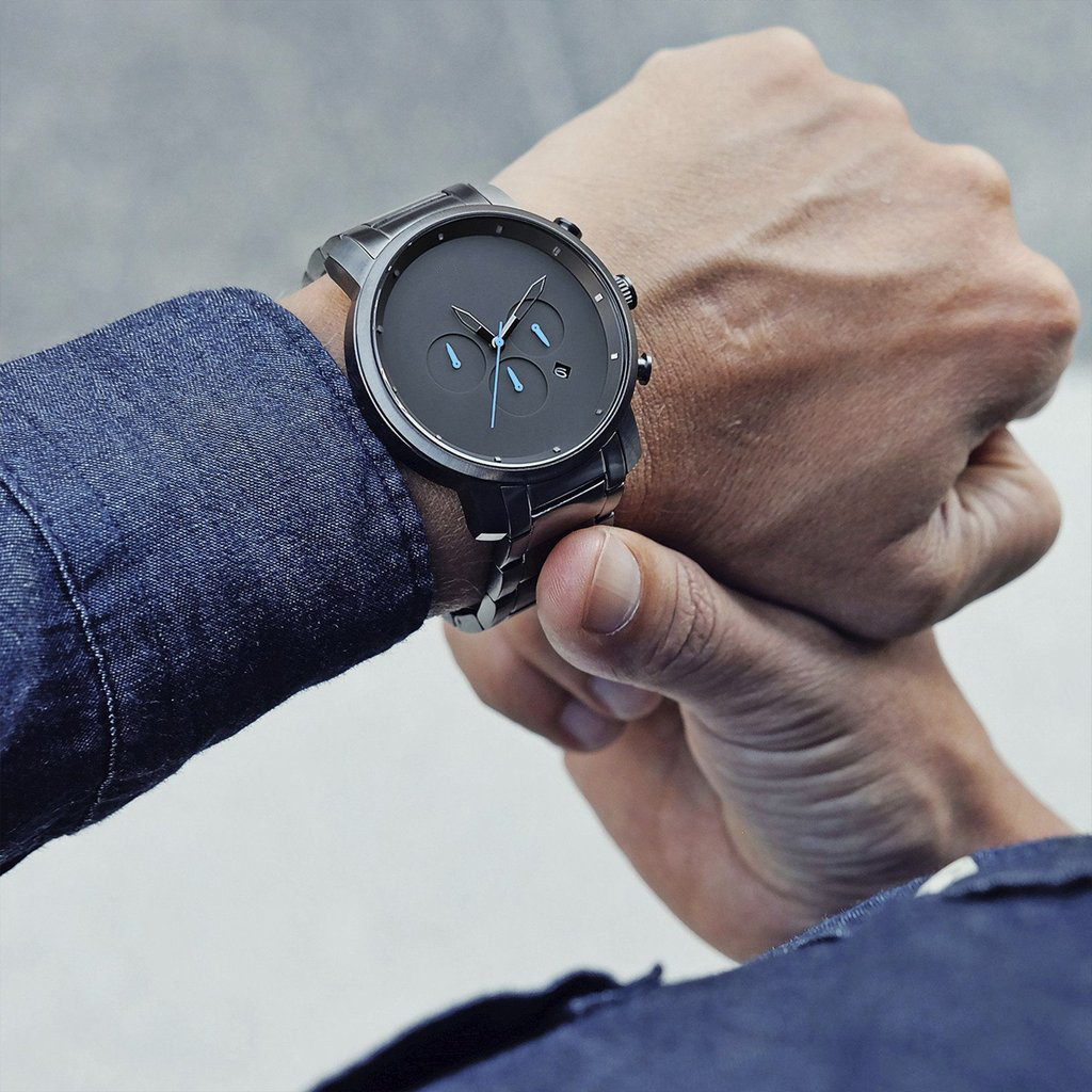 Vdear Maßgeschneiderte Chronographen-Uhren im Großhandel – Luxus-Quarzuhren im minimalistischen Stil mit Kalenderfunktion 9