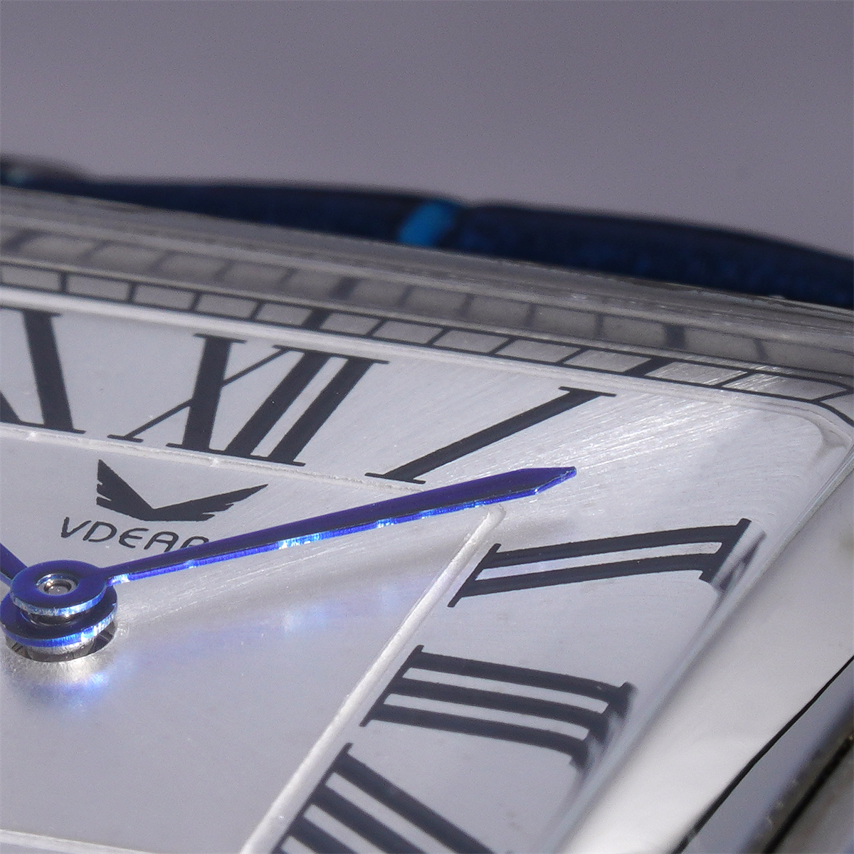 Vdear Arabic Numeral Sword Shaped Pointer Watch Lady Leather Band Square Sunray Dial 7mm Rose Gold Ultra Thin Case Watch 11