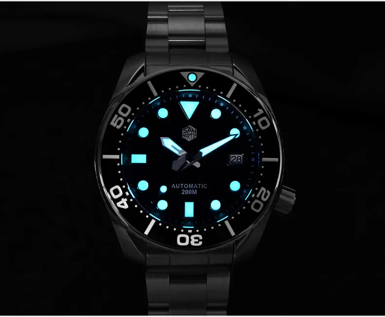 Luxury Classic Diver Watch with Japanese 8215 Movement 2