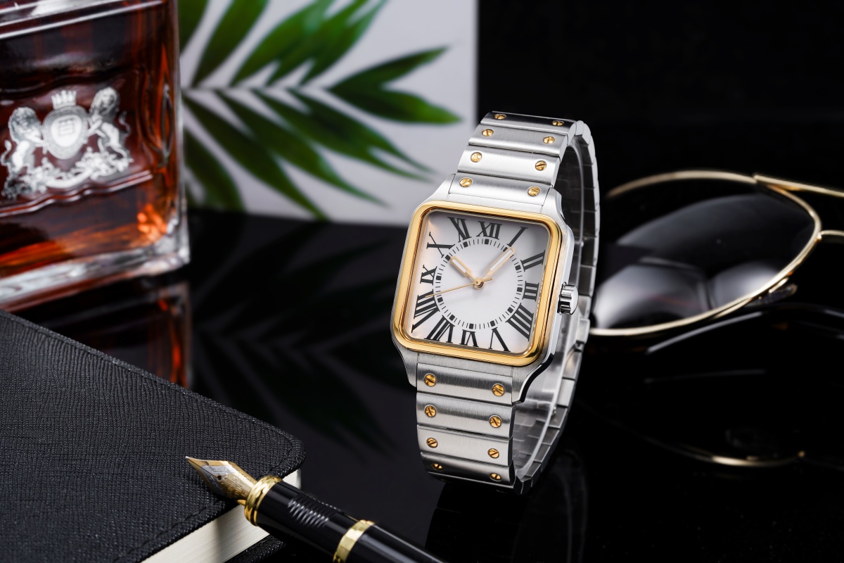 Vdear Newest Square Case Roman Numeral With Luminous Pointers Stainless Steel Strap Sunray Dial Quartz Men Watch 15