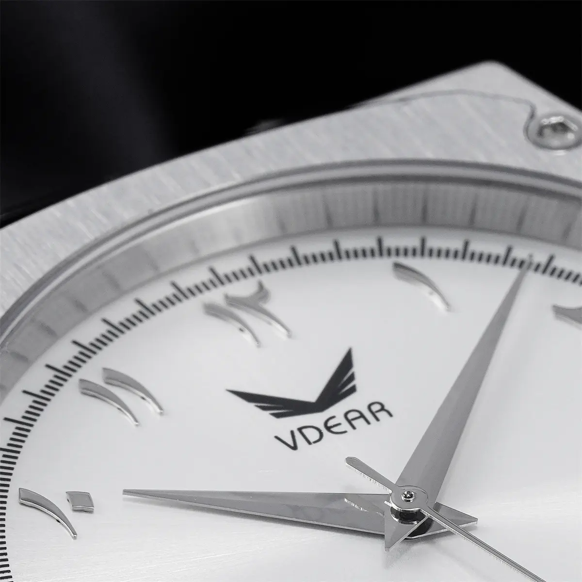 VDEAR Moonphase Quartz Watch 3