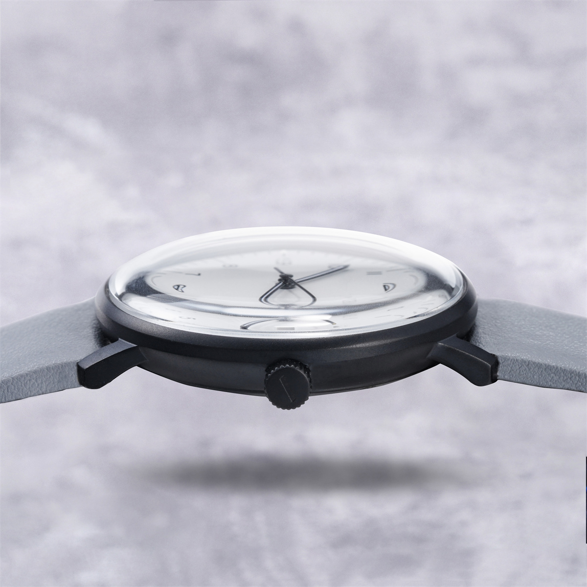 Vdear Business Sanded Dial Luminous Hands Day Quartz Wristwatch Leather Band 38mm Round Case Arabic Numbers Unisex Watch 13