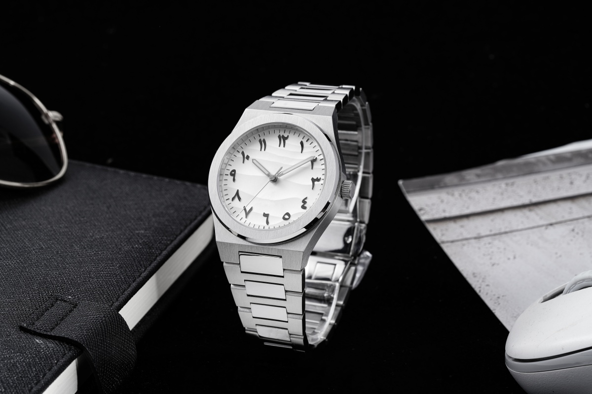 Vdear Unique Matte Ripple Dial With Arabic Number Men Watch Luminous Hands Ultra Thin 7mm Case Waterproof Quartz Watch 16