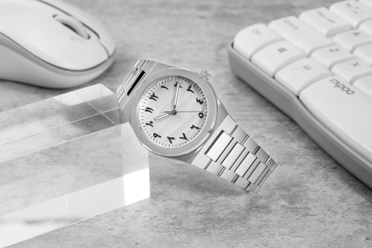 Vdear Unique Matte Ripple Dial With Arabic Number Men Watch Luminous Hands Ultra Thin 7mm Case Waterproof Quartz Watch 10