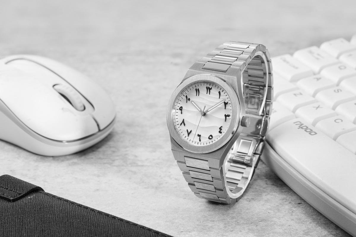 Vdear Unique Matte Ripple Dial With Arabic Number Men Watch Luminous Hands Ultra Thin 7mm Case Waterproof Quartz Watch 15