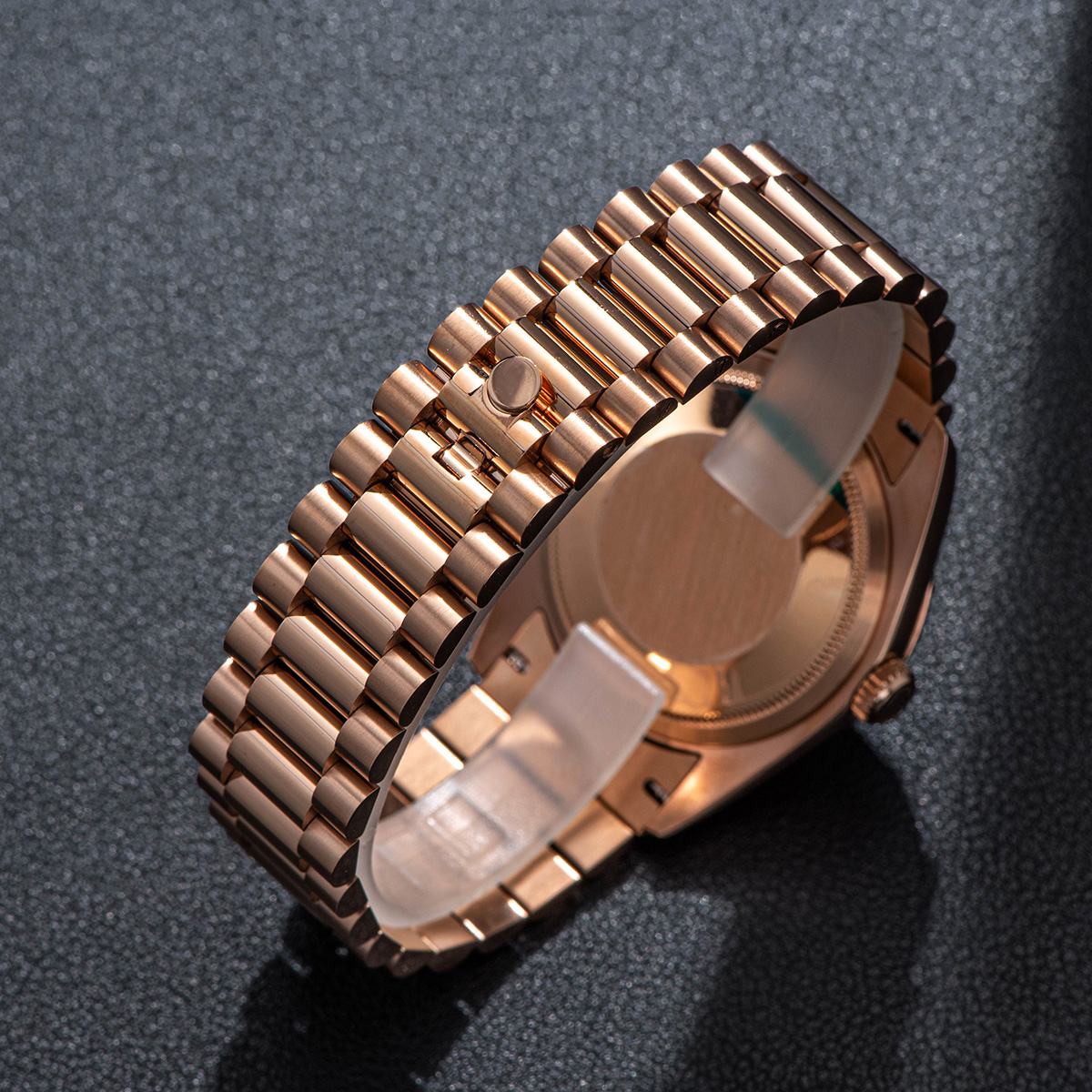 VDEAR Custom Shell Dial Luxury Men Quartz Watch - Quartz Japan Movt 14