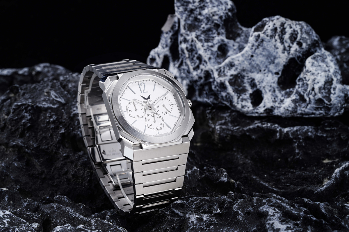VDEAR Stainless Steel Quartz Calendar Watch 15