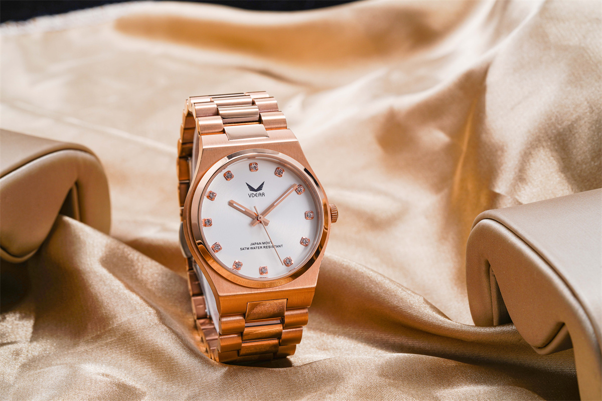 Vdear Elegant Small Round Case Crystals Scale Women Quartz Watches Sunray Dial With Luminous Hands Simple Watch 15