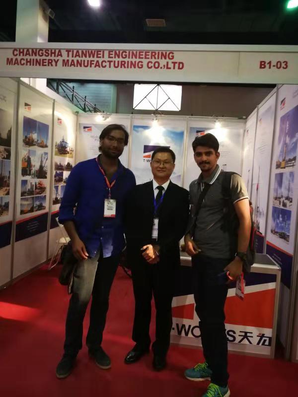 T-works - new products ZYC360B-B hydraulic static pile driver from T-works with hydraulic pile breaker Hydraulic Static Pile Driver 10