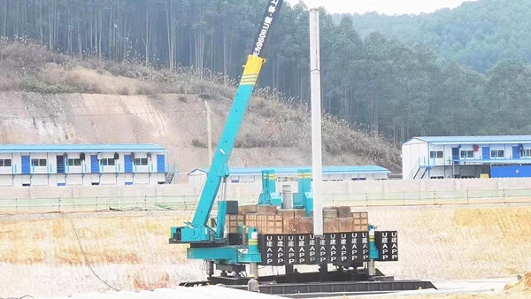 Best Quality T-works Busy delivery for 960ton hydraulic static pile driver in China demestic Factory 1