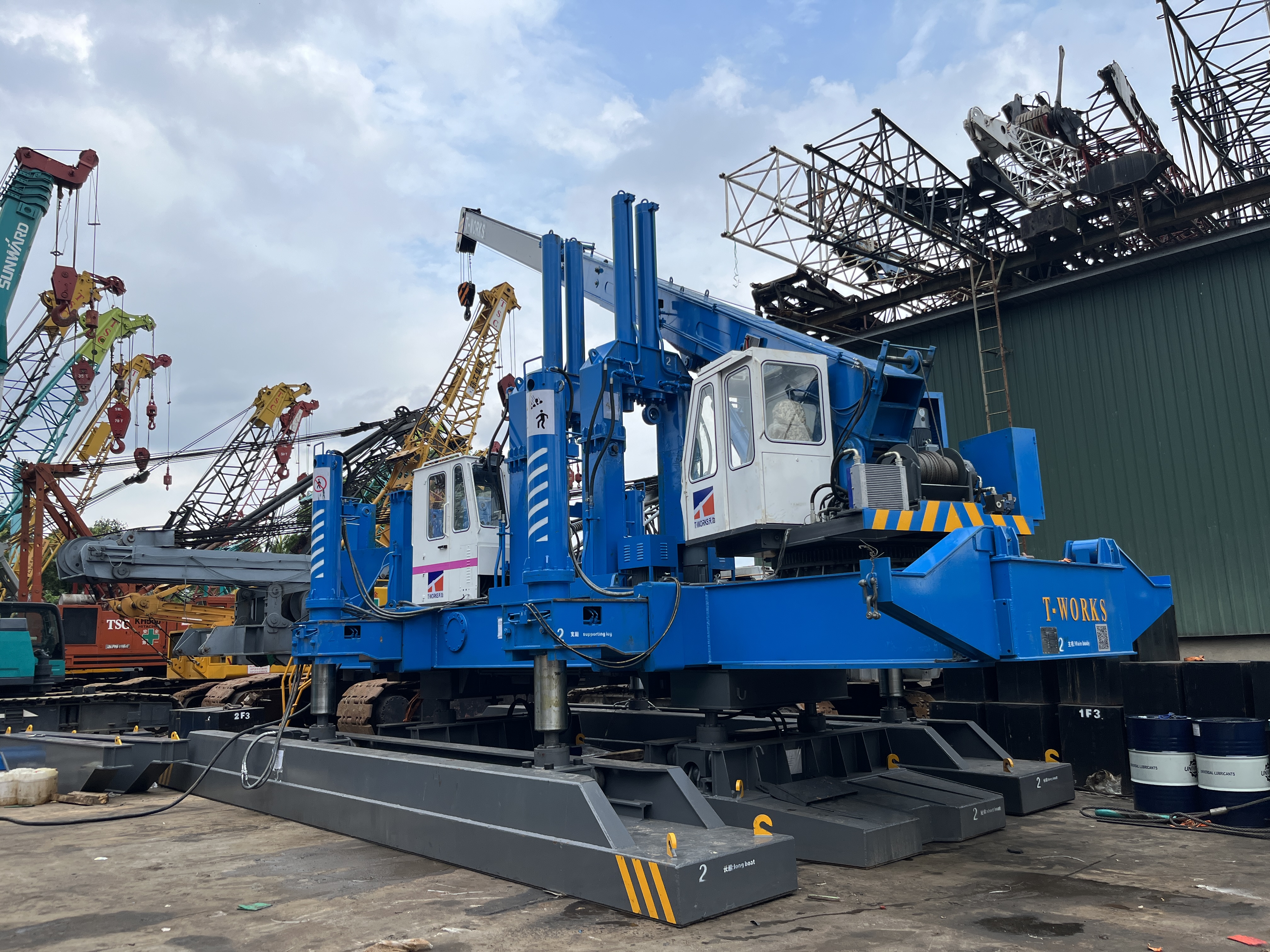 Professional Best New 240tons  delivery to Malaysia  for hydraulic static pile driver Supplier manufacturers 2