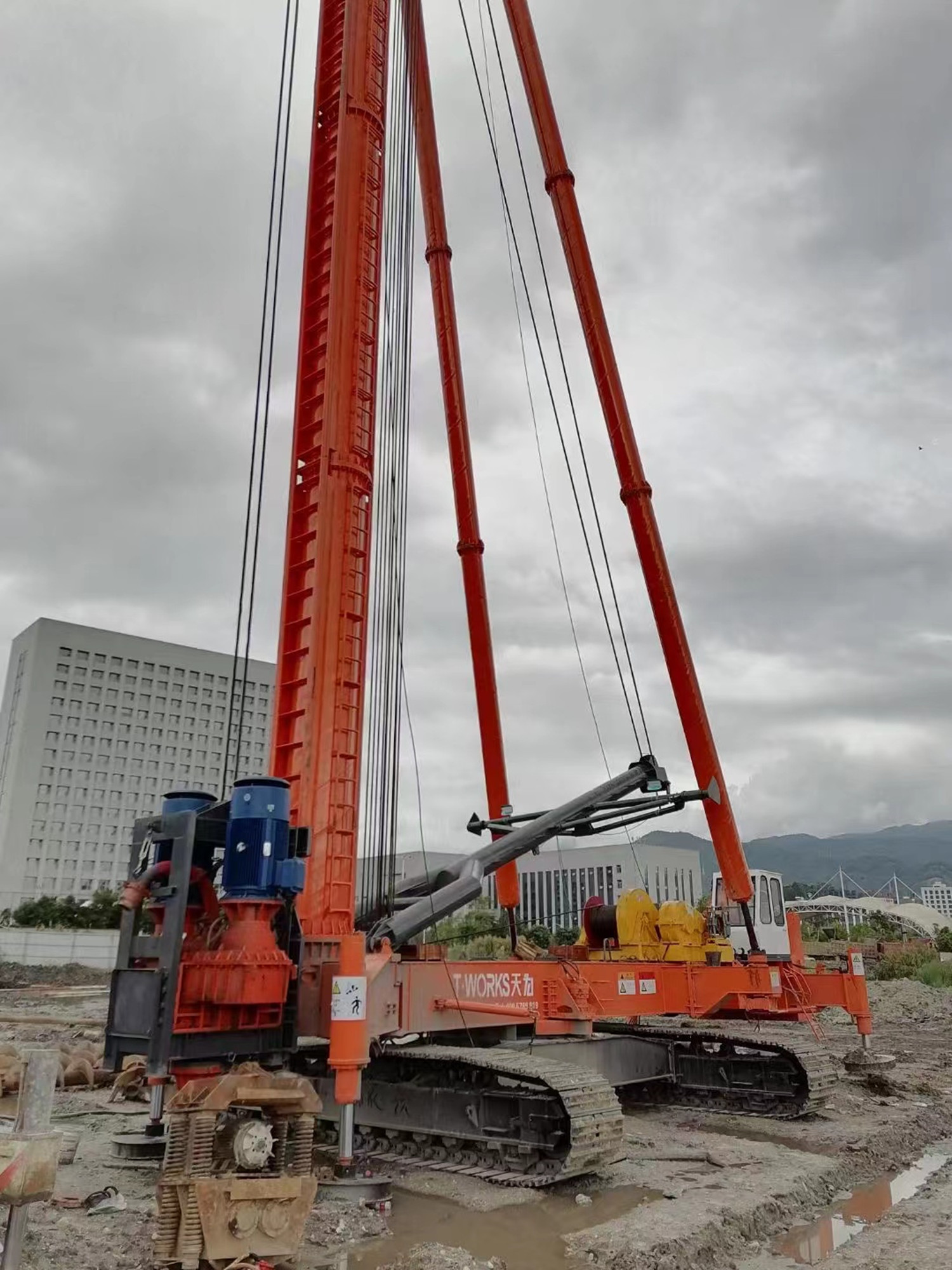 T-works welcome you all to visit our factory in Spring 3