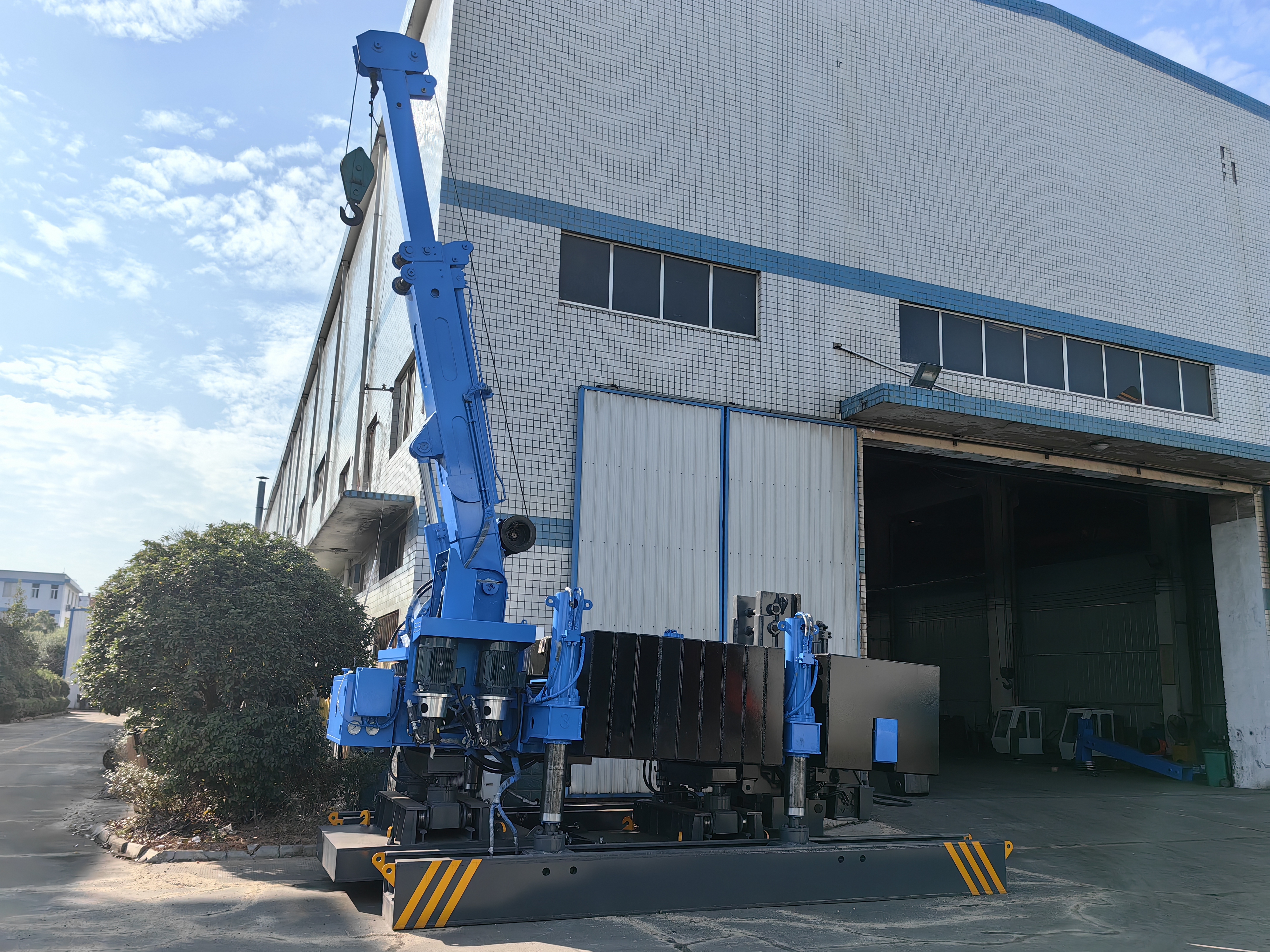 About T-works new function with remote control for mini hydraulic static pile driver  T-works 9