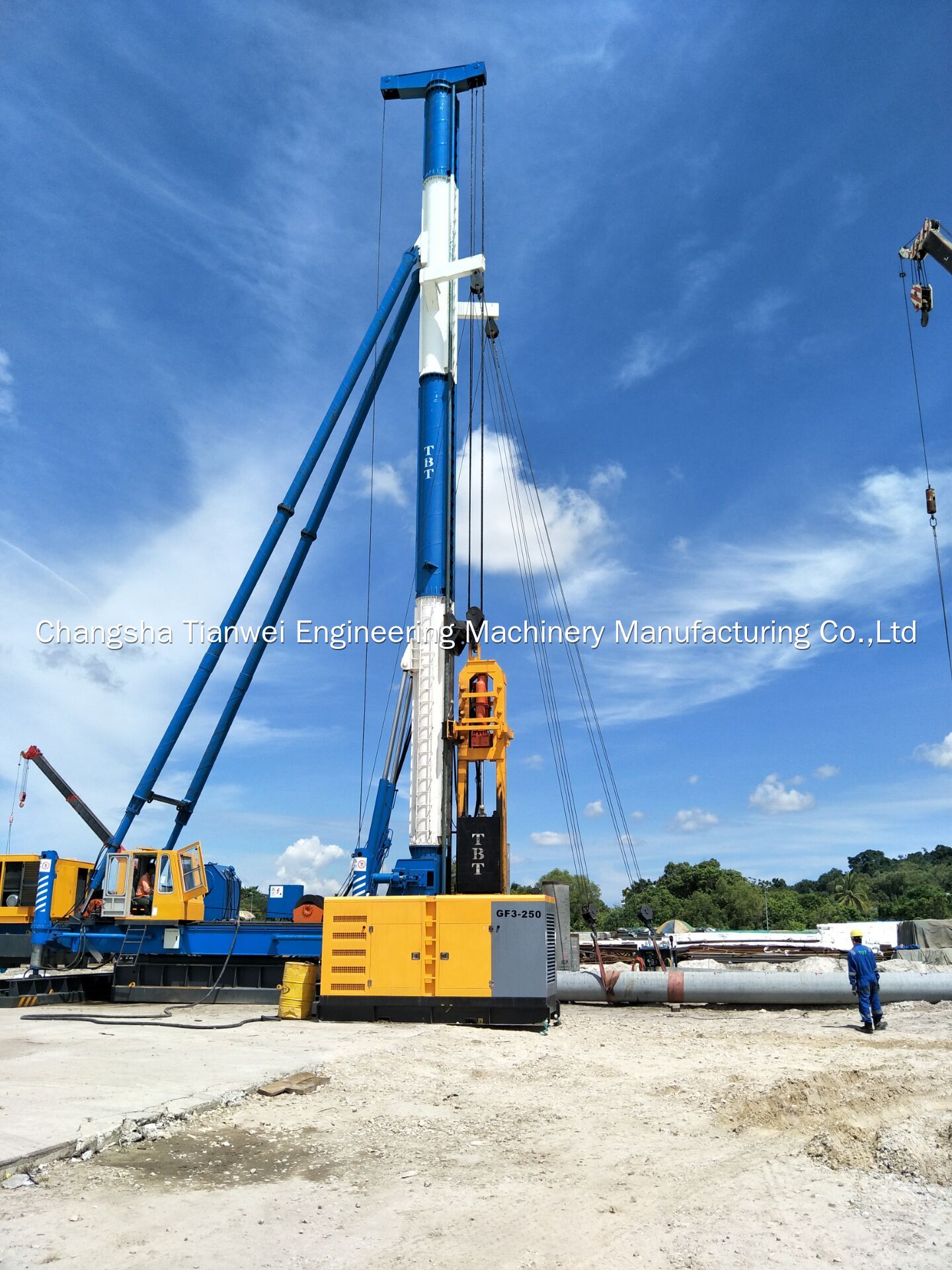 T-works Pile Machinery Series 2 Ch5: Technical Integration – Multi-functional Frame vs. Hydraulic Static Pile Pressing 1