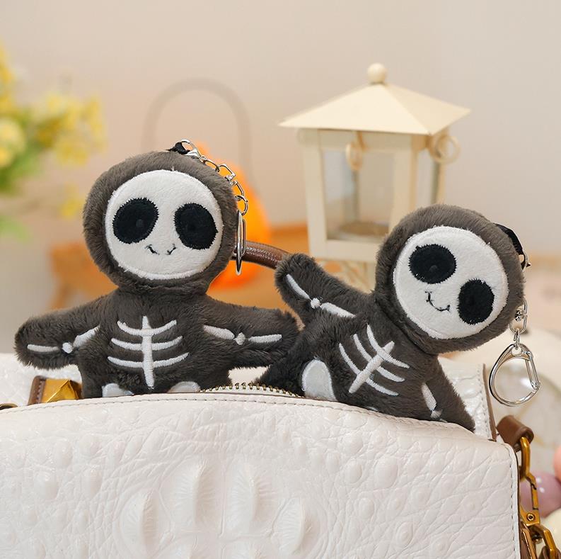 Colgante de esqueleto de Halloween para bolsas, muñeco de peluche de esqueleto de Halloween, colgante para bolso, llavero de peluche bonito. 9