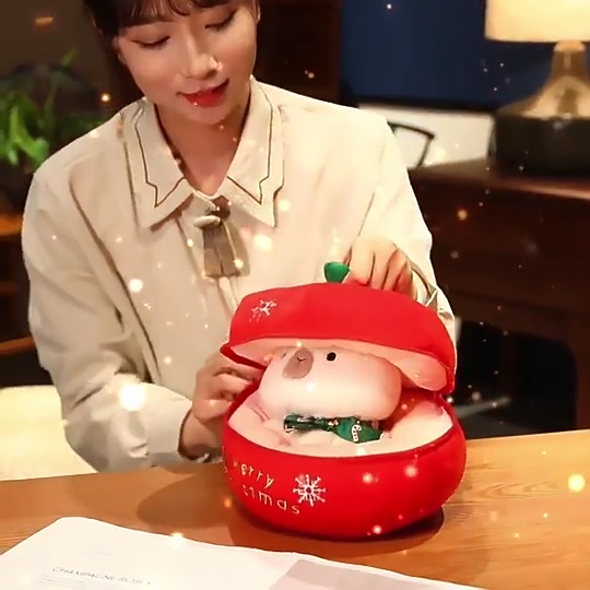 Multi Colors New Design Cute Plush Toy Otter Apple Christmas Plush Dolls 1