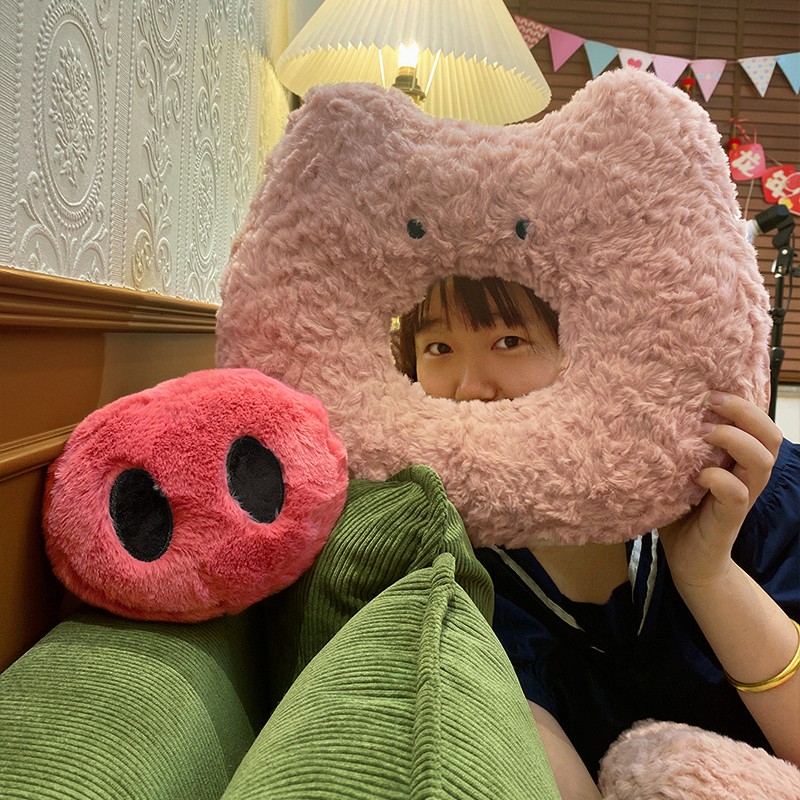Stuffed cute animal pig plush neck nap pillow comfortable nap pillow 2