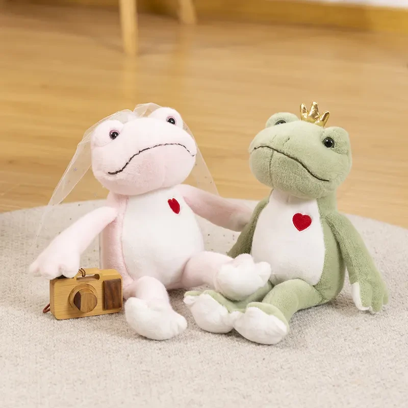 Wholesale Stuffed Animal Lovers Frog Cute Plush Toy Valentine Gift Doll 1