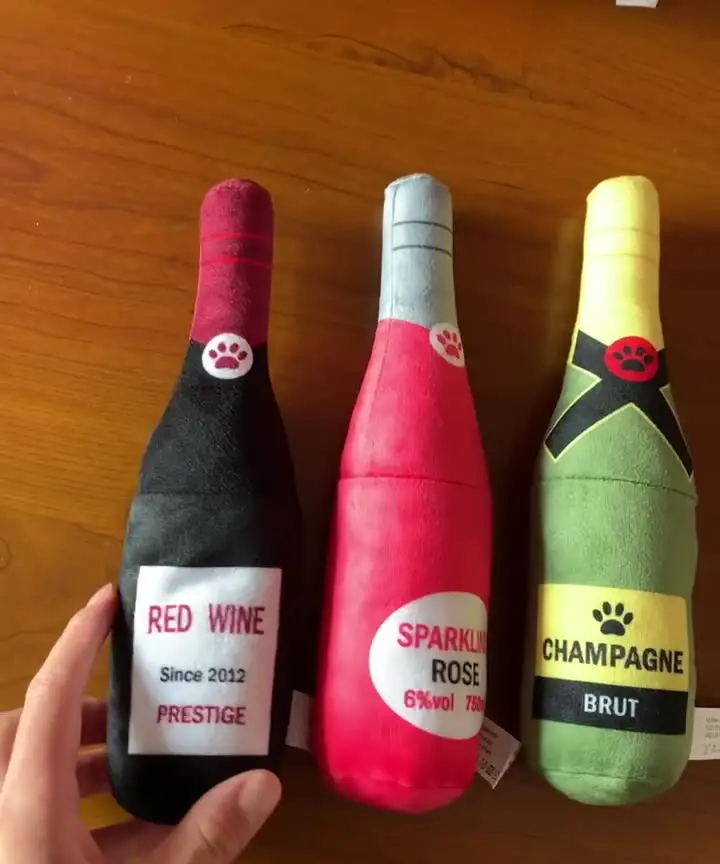 22cm Plush Dog Wine Bottle Toy - Squeaky Stuffed Pet Toy for Dogs with Printed Design 2