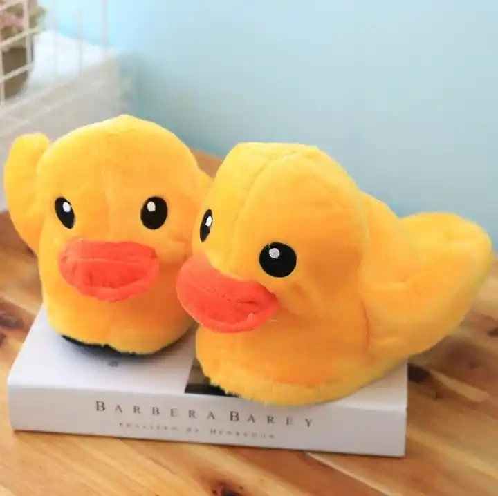 Winter Slippers Plush Yellow Duck Slippers Warm Indoor Plush Cartoon Shoes Furry Slides Women Slippers 1