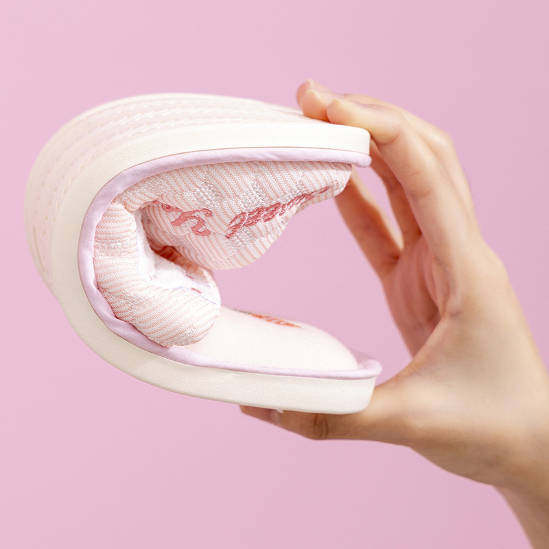 Wholesale Super Soft Indoor Slippers Warm Lovely Design Plush Slippers 7