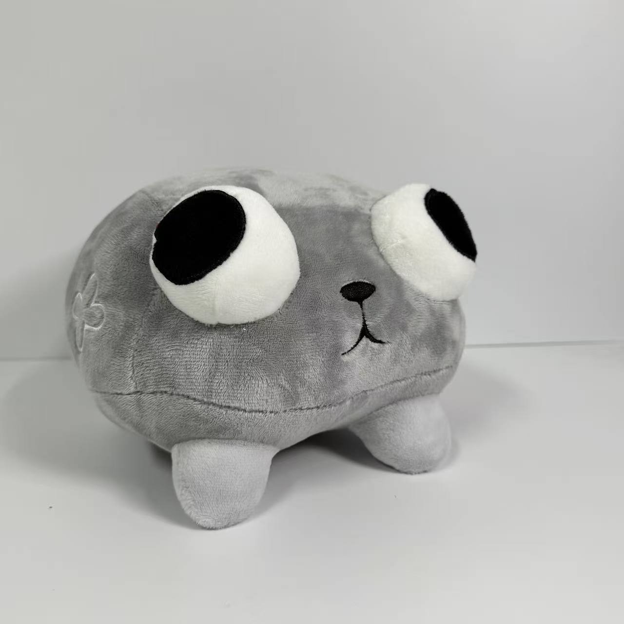 Плюшевая игрушка Dandy's World, серый цвет, 25 см - милая большая игрушка с глазами и бантиком. 19