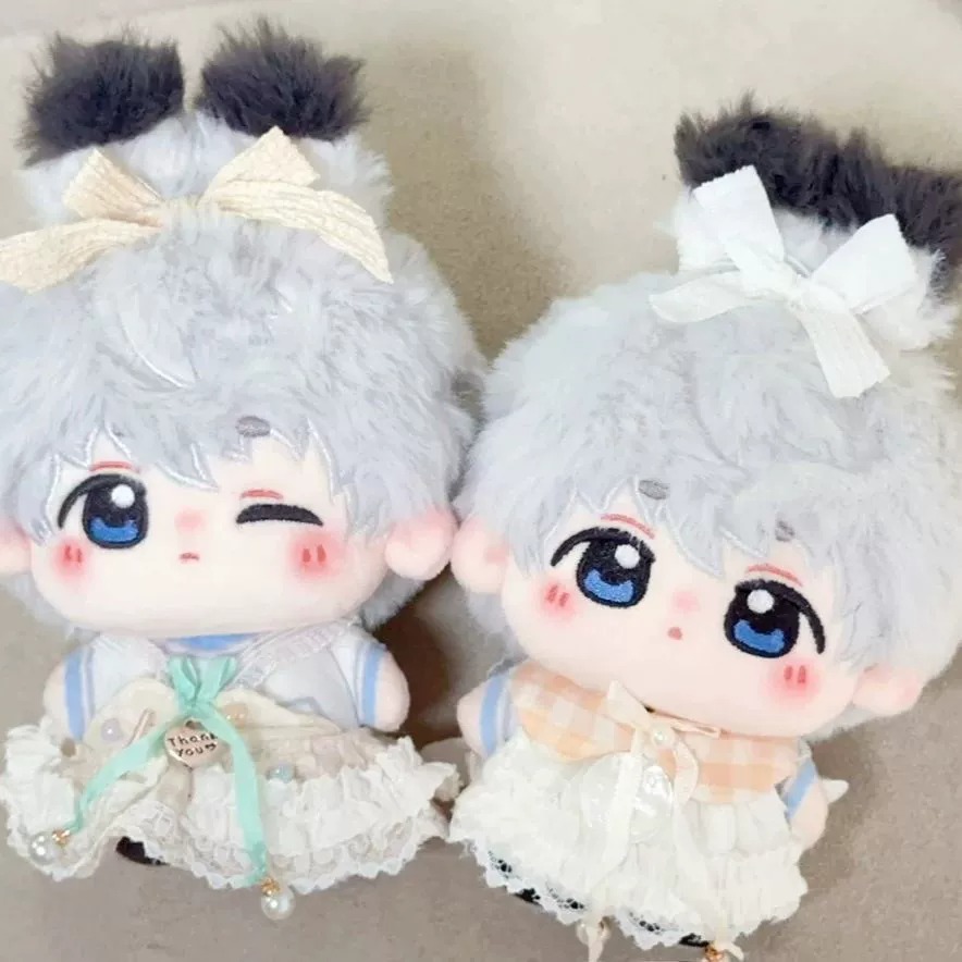 Q-Style Silver-Gray Hair Character Mochi Plush Dolls - Cute IP Derived Soft Stuffed Toys 11