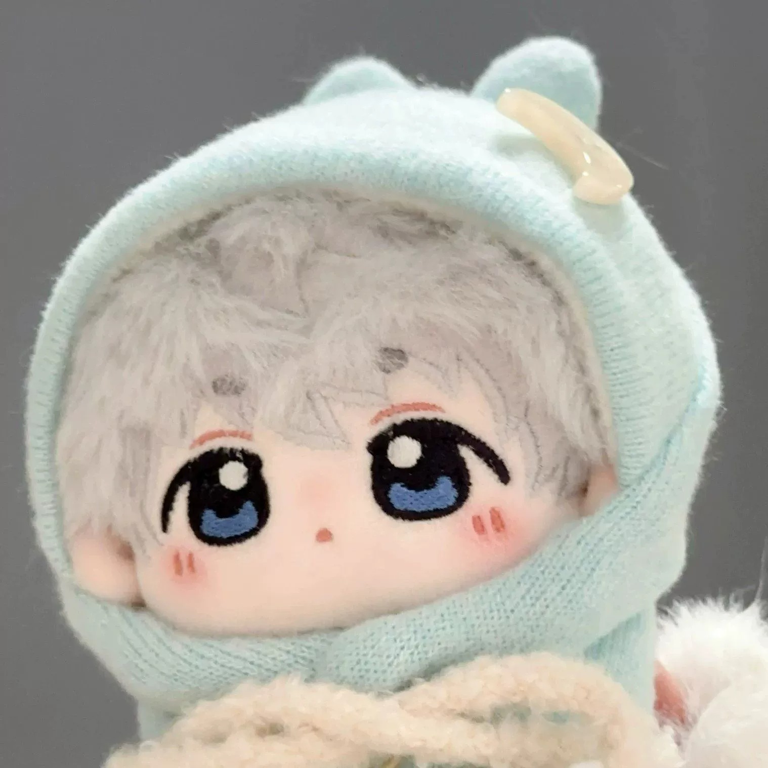 Q-Style Silver-Gray Hair Character Mochi Plush Dolls - Cute IP Derived Soft Stuffed Toys 12