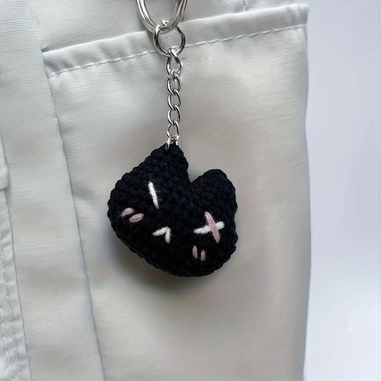 4cm Handmade Knitted Black & White Cat Couple Keychain Ornaments – Cute Mini Hanging Plush Charms Gift 15