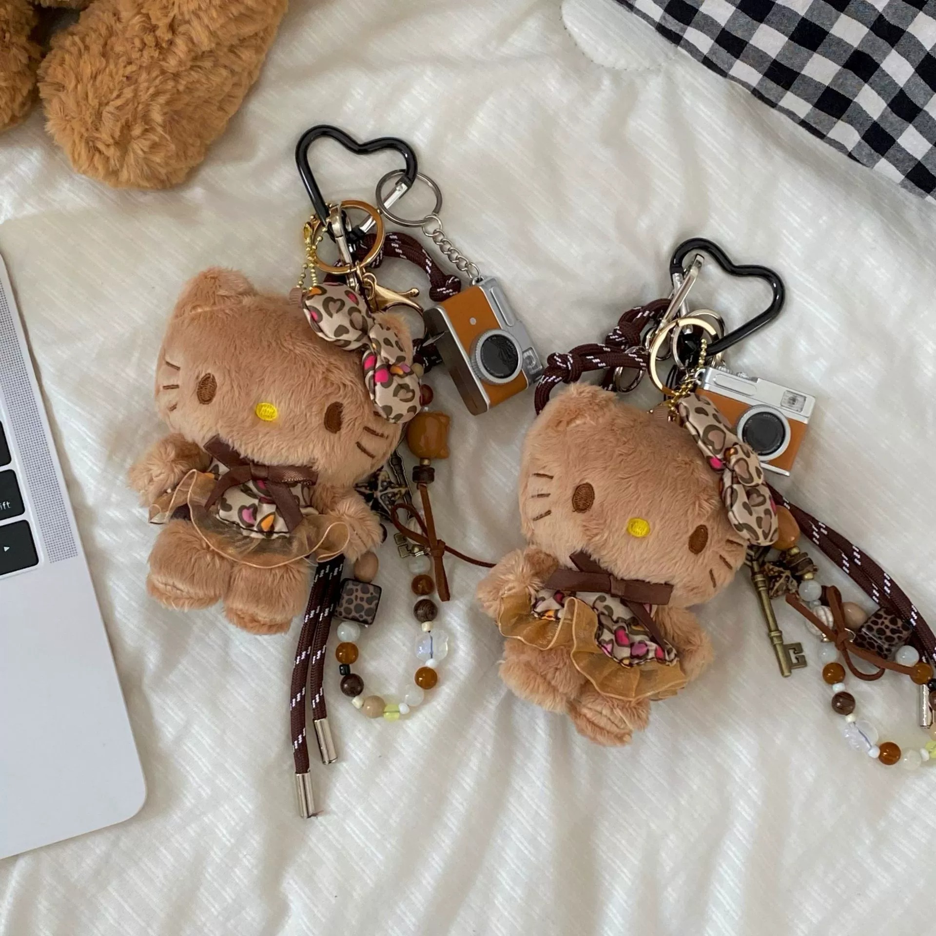 Vintage Hello Kitty Plush Keychain with Mini Camera Charm & Bohemian Beads - Cute Multi-functional Accessory for Bags & 9