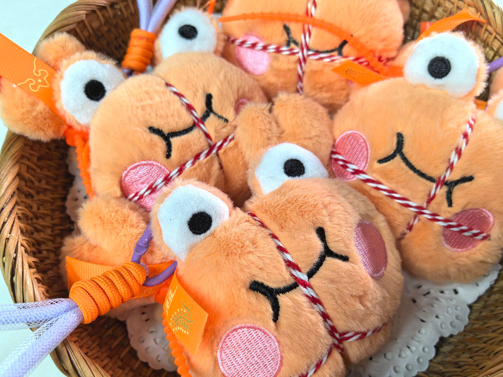 Soft Hairy Crab Plush Toy - Cute Chinese Mitten Crab Stuffed Doll with Plush Claws & Round Body, Suitable for Home Deco 17