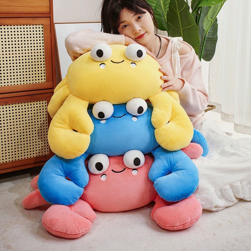 Adorables peluches crabes - Coussins animaux en peluche doux bleus, jaunes et roses 17