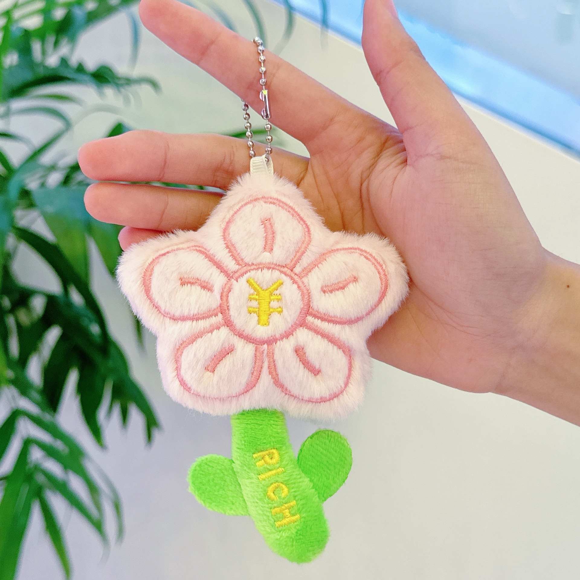 11cm Cute Plush Flower Keychains with RICH Wish - Red & Pink Lucky Flower Bag/Key Decorations 13