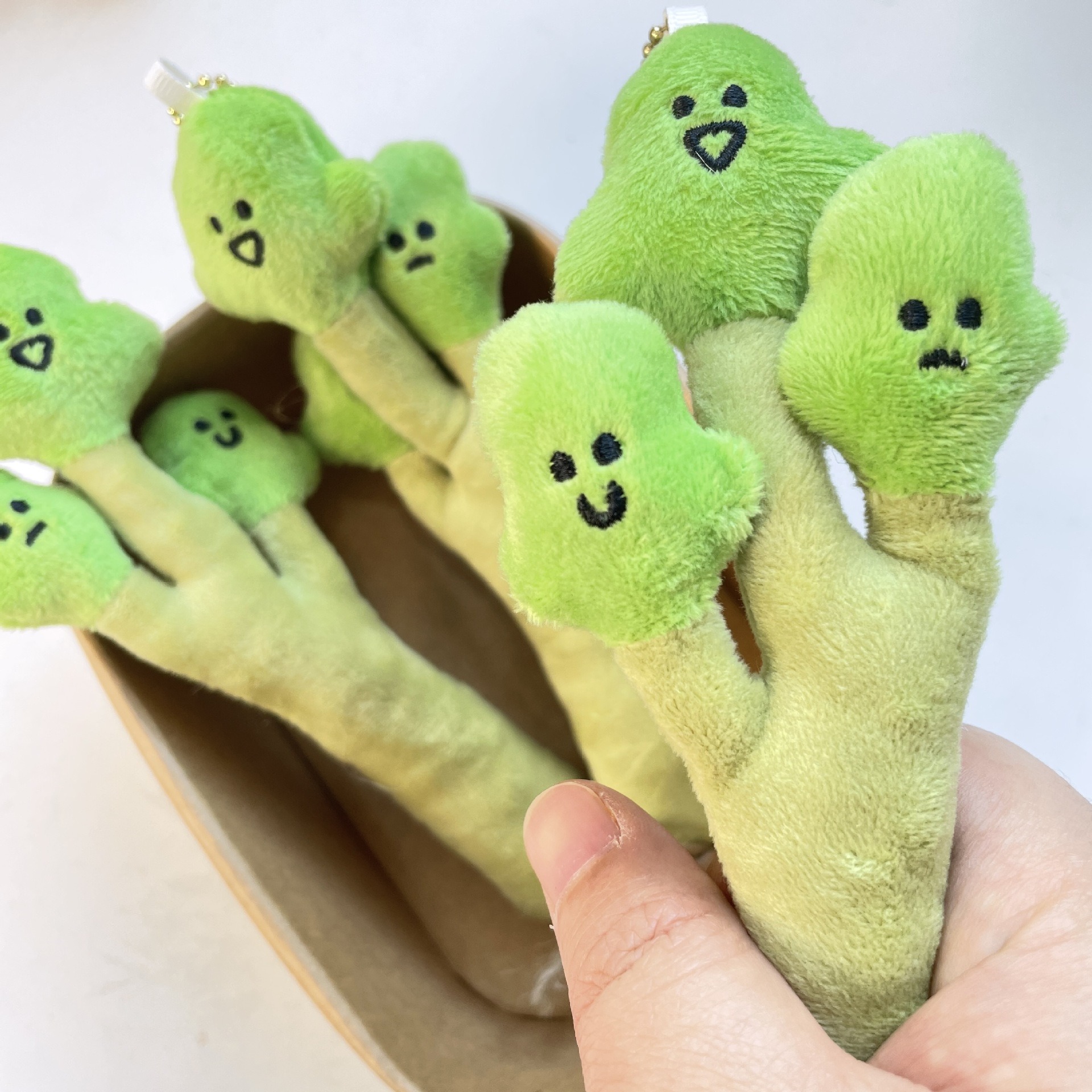 18cm Mini Vegetables & Fruits Plush   Coriander Stuffed Pendant Keychain Embroidered  Backpack Doll PP Filled Keyring 10