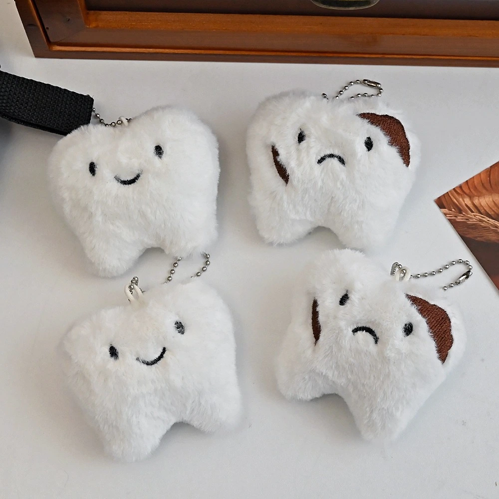 Porte-clés peluche « Dent triste » mignon et adorable - Breloque de sac sur le thème dentaire 1