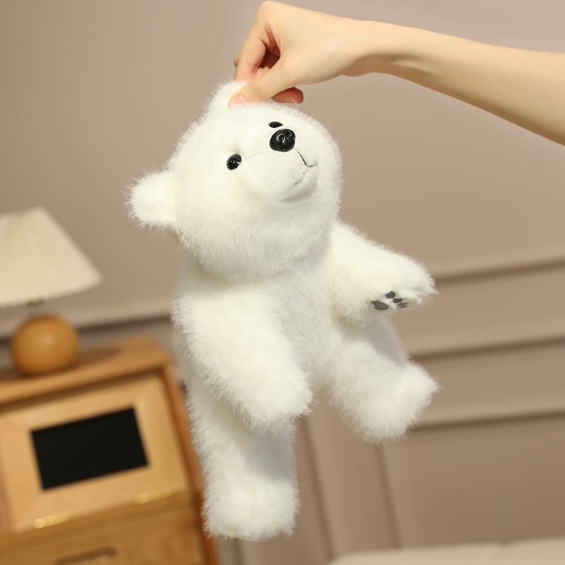 Ours polaire en peluche ultra-doux : animal en peluche câlin aux détails réalistes, compagnon idéal pour les enfants et les adultes. 14