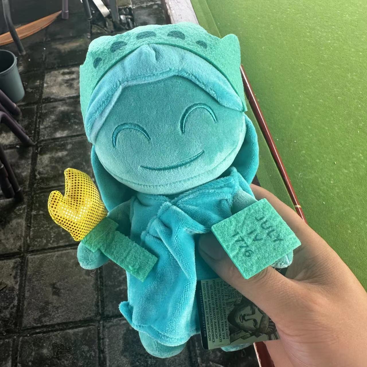 23cm Charming Statue of Liberty Plush Doll - Ideal for Patriotic Decor and Gifts Soft and Cuddly 16