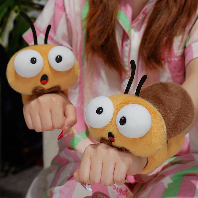 Plush Wristband Toy of Big - Headed Cockroach Pop - up Ring 15
